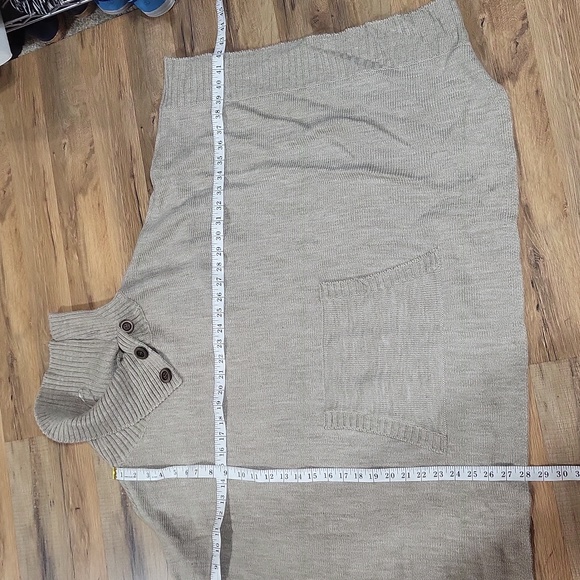 SIMPLY NOELLE Beige Cowl Neck Kangaroo Pocket Sweater Poncho - Picture 8 of 10